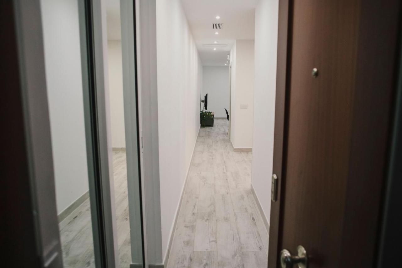 Bbarcelona Fira Superior Flats Apartment Luaran gambar