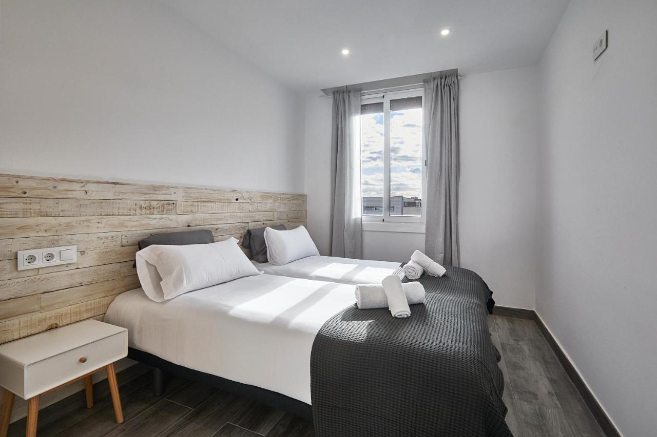 Bbarcelona Fira Superior Flats Apartment Luaran gambar